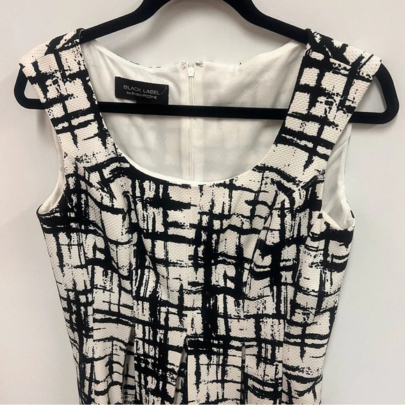 Black Label by Evan Picone Black & White Pleated Fit & Flare Dress Size 8 - Picture 3 of 13